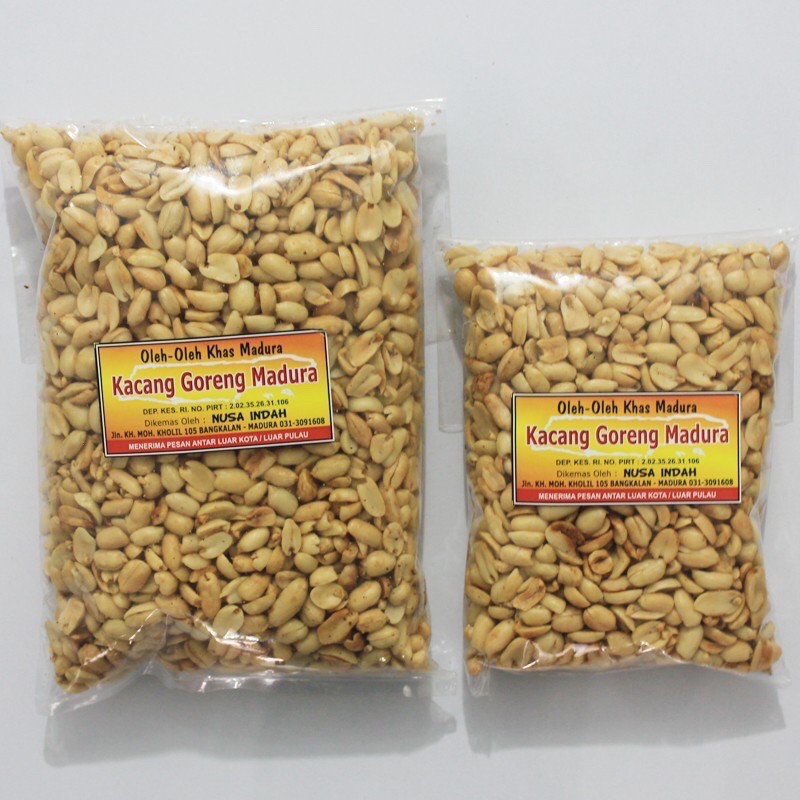 

Kacang goreng khas Madura