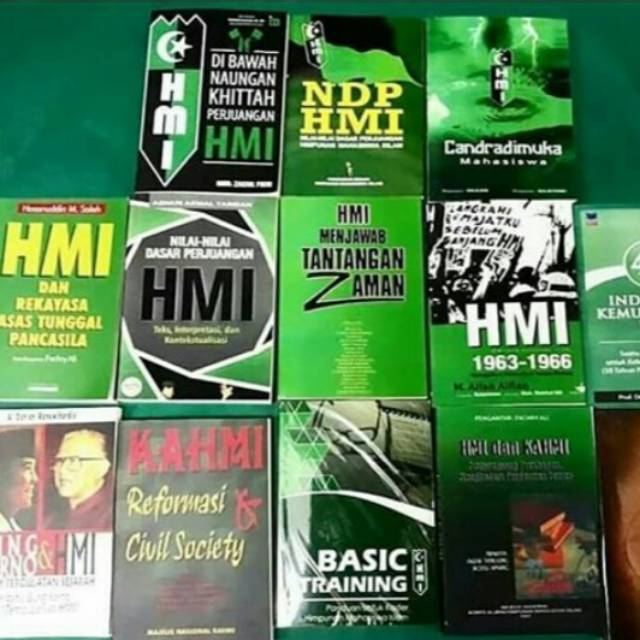 Paket 13 buku hmi