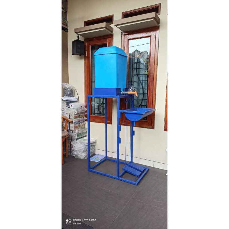 wastafel injak portable