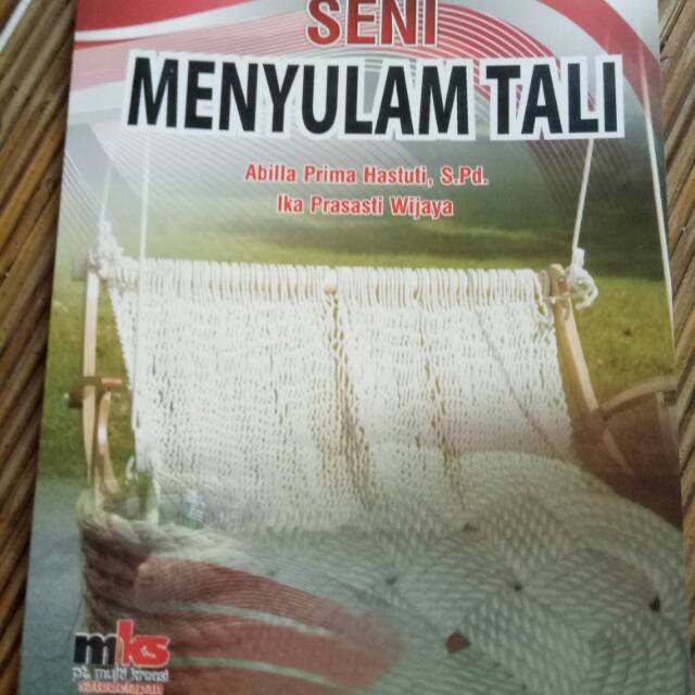 

seni menyulam tali