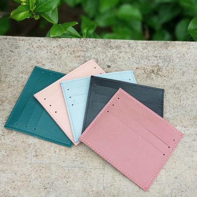 

Amplop Card Holder Saffiano 6 Slot [ pusat ]
