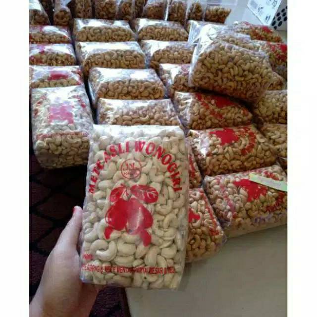

Promo harii ini kacang mete goreng hanya netto 250gr 65.000