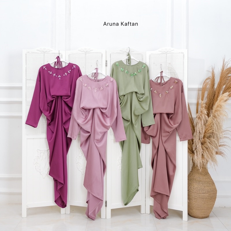 ARUNI KAFTAN