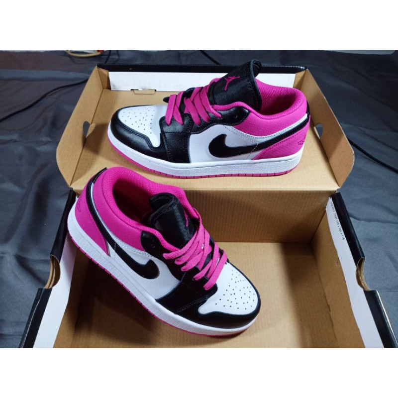 Nike Air Jordan 1 Low Black Magenta Pink