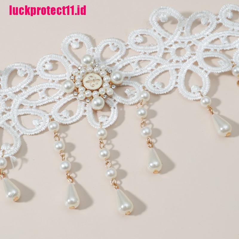 1pc Kalung Choker Bahan Lace Gaya Vintage Gothic Untuk Wanita