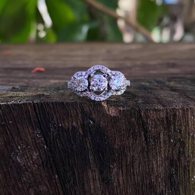 Cincin cewek emas putih mata berlian banjar super cantik asli