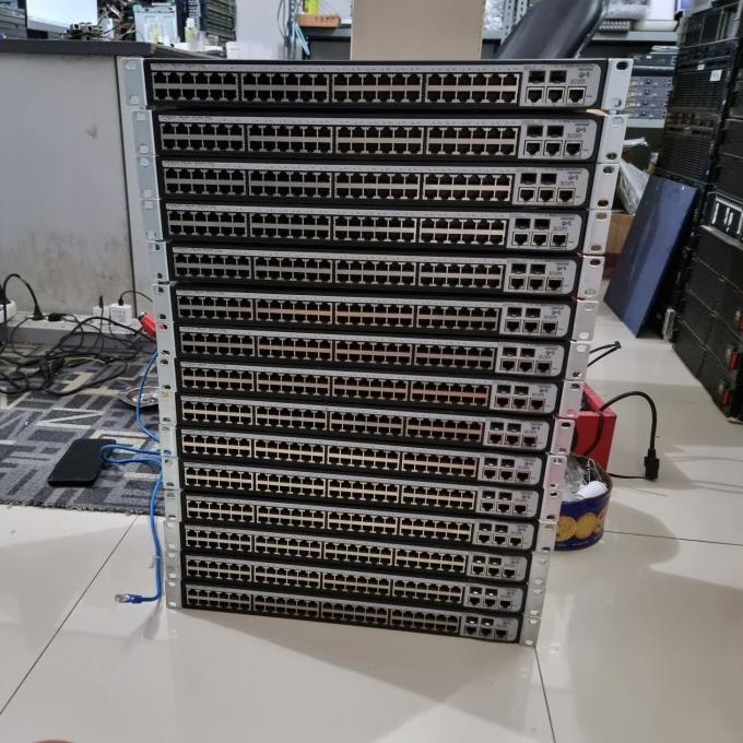 3Com Baseline 2250-SFP Plus 3CBLSF50H 48-Port Ethernet managable