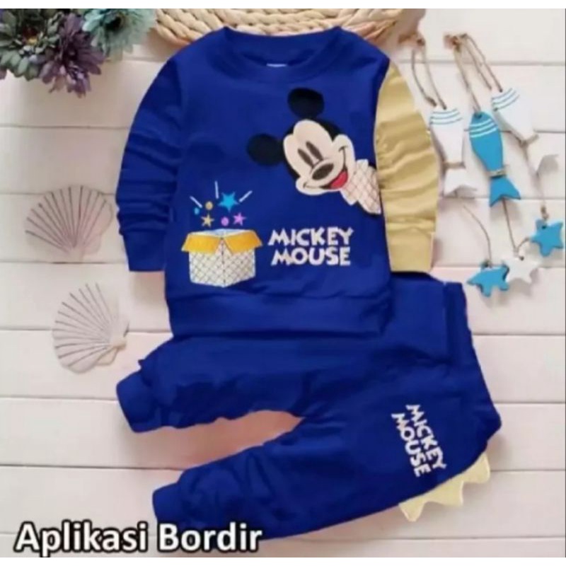 SETELAN BAJU ANAK//SETELAN SWETER ANAK BEBY TERY UNTUK ANAK LAKI2 DAN PEREMPUAN UNTUK USIA 1-6thn
