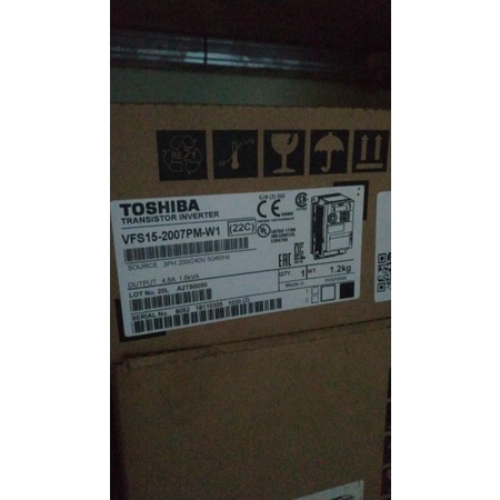 inverter toshiba vf-s15 input 220v out 3phase