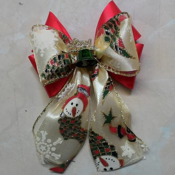 

Pita hias untuk Natal