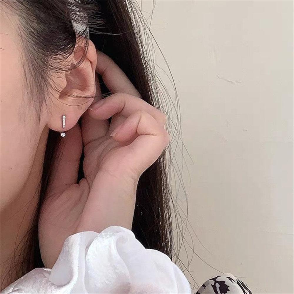 Anting Pejantan Agustina Fashion Simbol Minimalis Kristal Berlian Imitasi Tanda Tanya Kecil Seru Perhiasan Harian