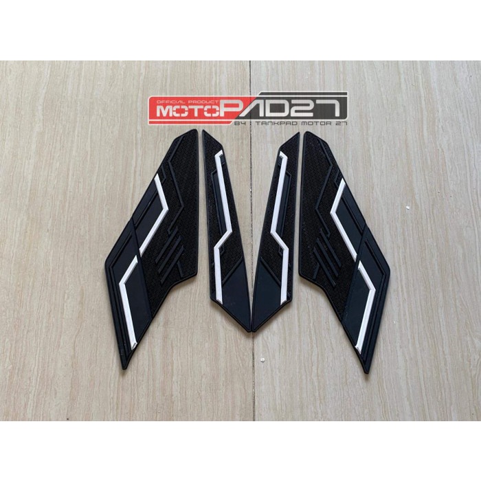 motopad27 stiker rubber footstep vario 160