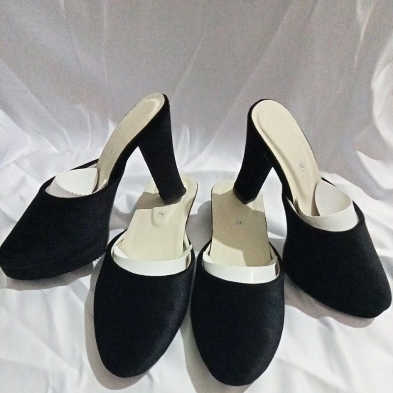 SELOP HEELS PENGANTIN ADAT BAHAN BLUDRU
