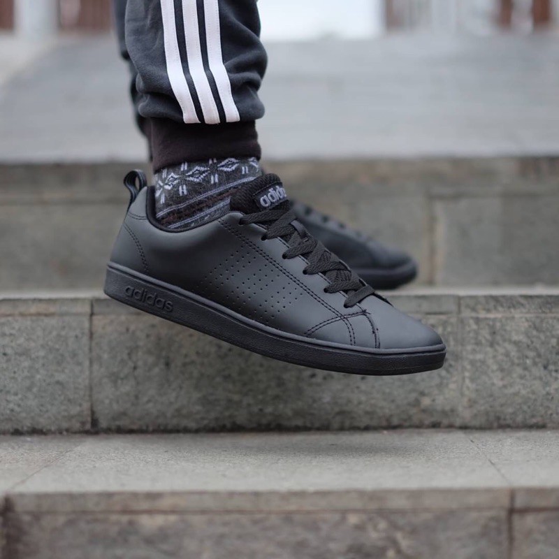 adidas neo advantage all black