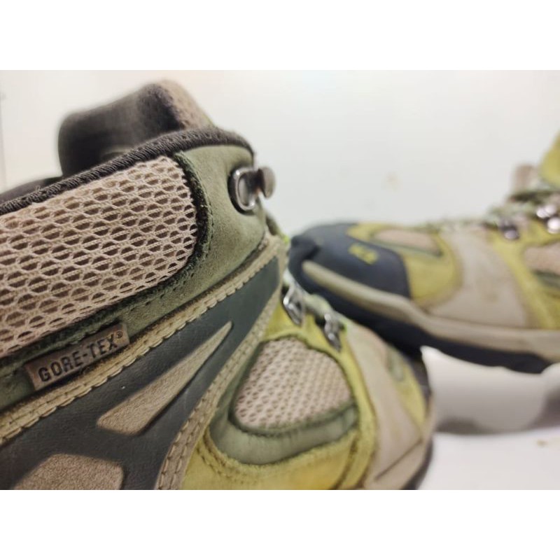 sepatu hiking second K2