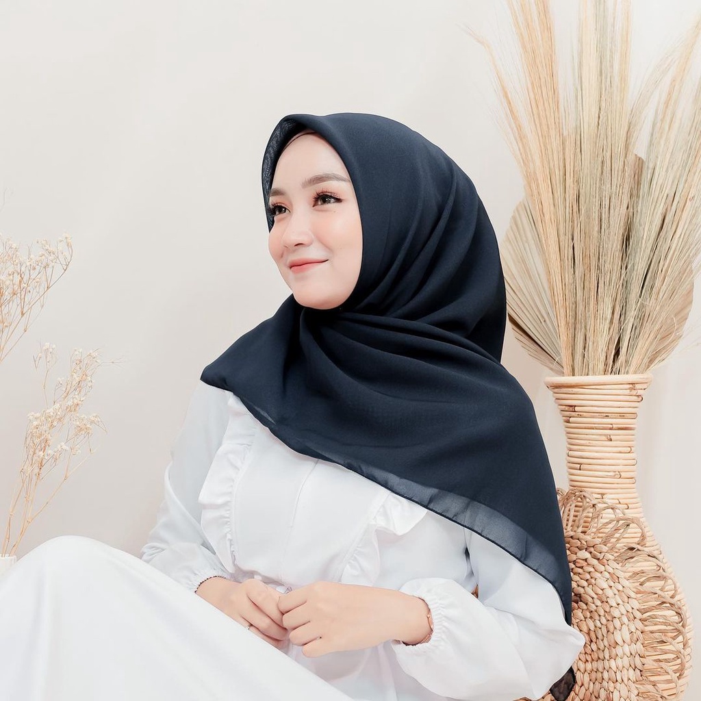 KHANSABATIK BELLA SQUARE HIJAB / KERUDUNG SEGIEMPAT / HIJAB POLLYCOTTON PREMIUM