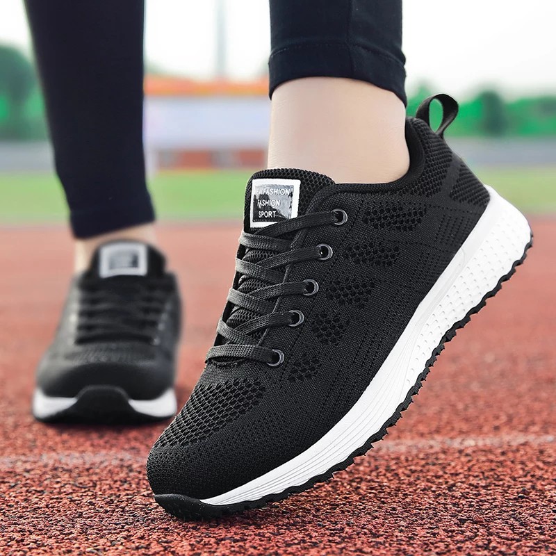 12.12 Sale Sepatu Sneakers Wanita More-3