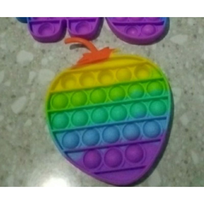 Pop It Love Hati, Apple Apel Rainbow, Popit Buah | POP IT Mainan Anak Edukasi-Strawberry Rainbow