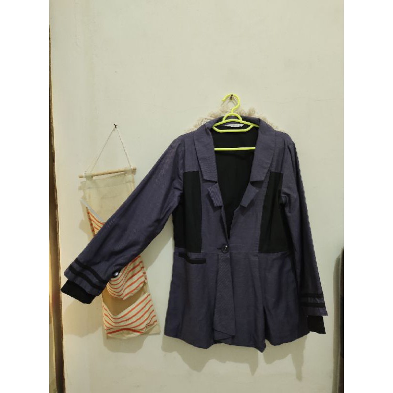 preloved tuneeca poeva ||blazer tuneeca || blazer kekinian