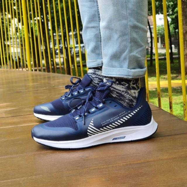 Sepatu Nike Air Zoom Pegasus Shield 36 Navy