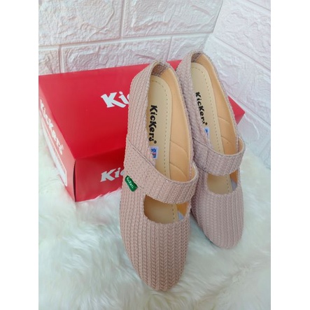 Sepatu Selop Wanita Rajut Warna Krem