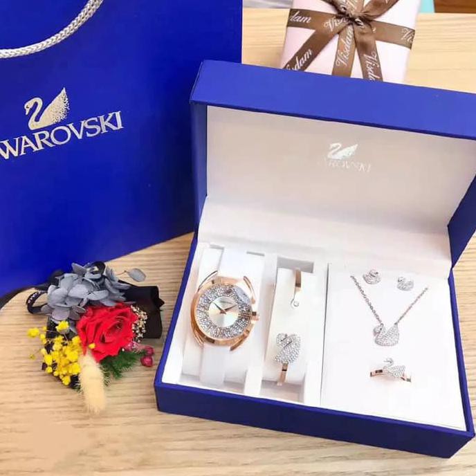 TERBARU JAM TANGAN WANITA GIFT SET SWAROVSKI ORIGINAL FACTORY - ABU-ABU TERLARIS