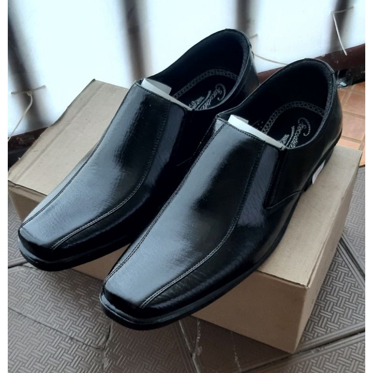 Sepatu Pria Slip On AB 04