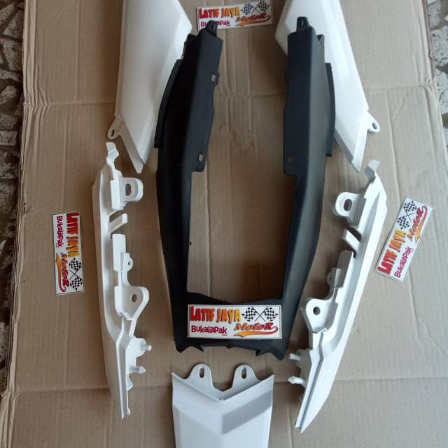 body vixion nvl ks putih