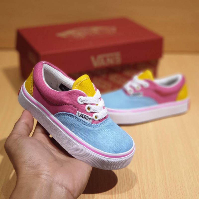 SEPATU VANS ANAK CEWE SEPATU ANAK PEREMPUAN SEPATU ANAK ANAK PEREMPUAN SEPATU VANS ANAK WANITA KADO ANAK