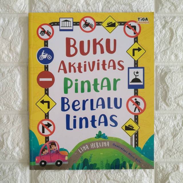 Buku aktivitas Pintar berlalu lintas