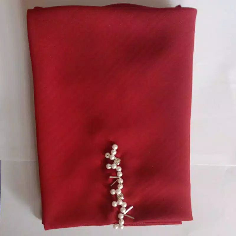 SEGI EMPAT Bellasquare BANDO payet /Jilbab Segiempat Bella Square  Payet-Maroon