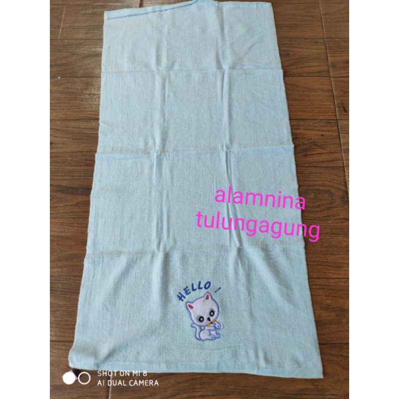 handuk lembut bayi mandi