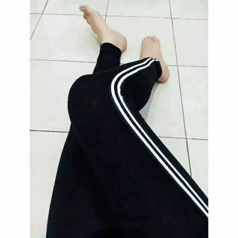 Celana legging wanita