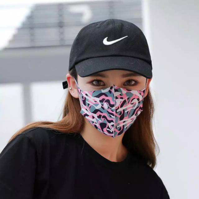 Masker scuba import motif