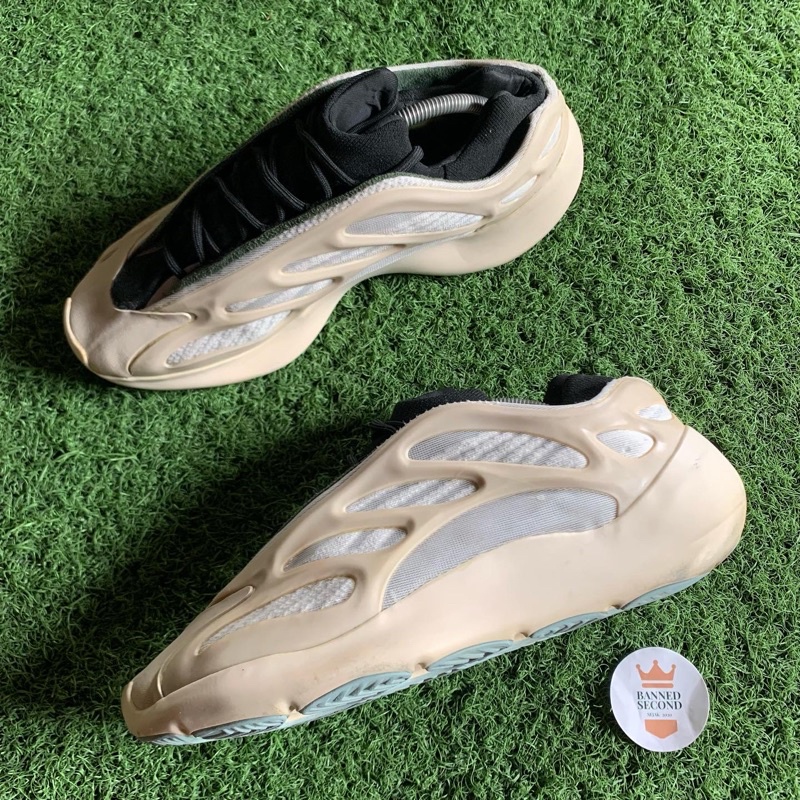 Adidas yeezy boost 700 V3 Azael