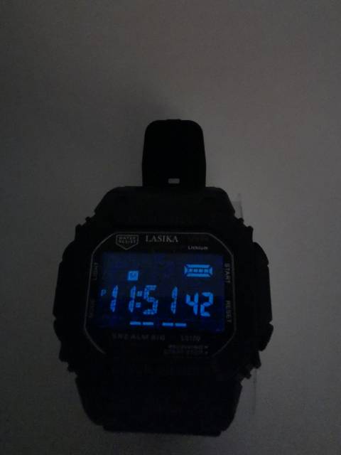 Jam tangan digital Sporty water Resist Lasika 8109