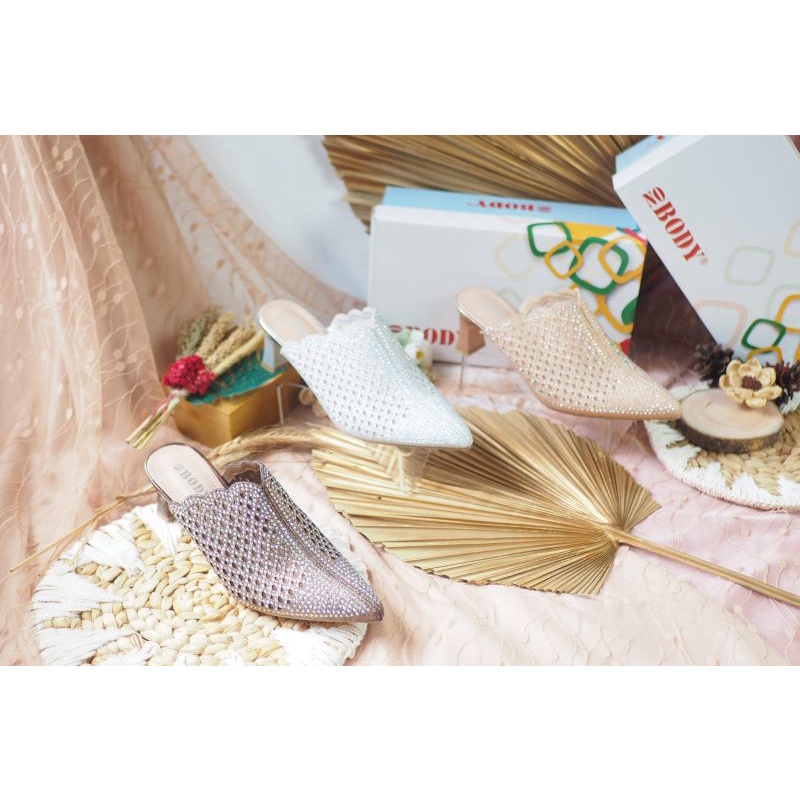 SANDAL PESTA WANITA IMPOR NOBODY 900-22