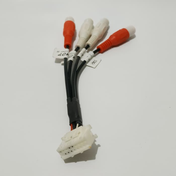 Socket Soket Audio Out Subwoofer Pajero Sport Clarion 407