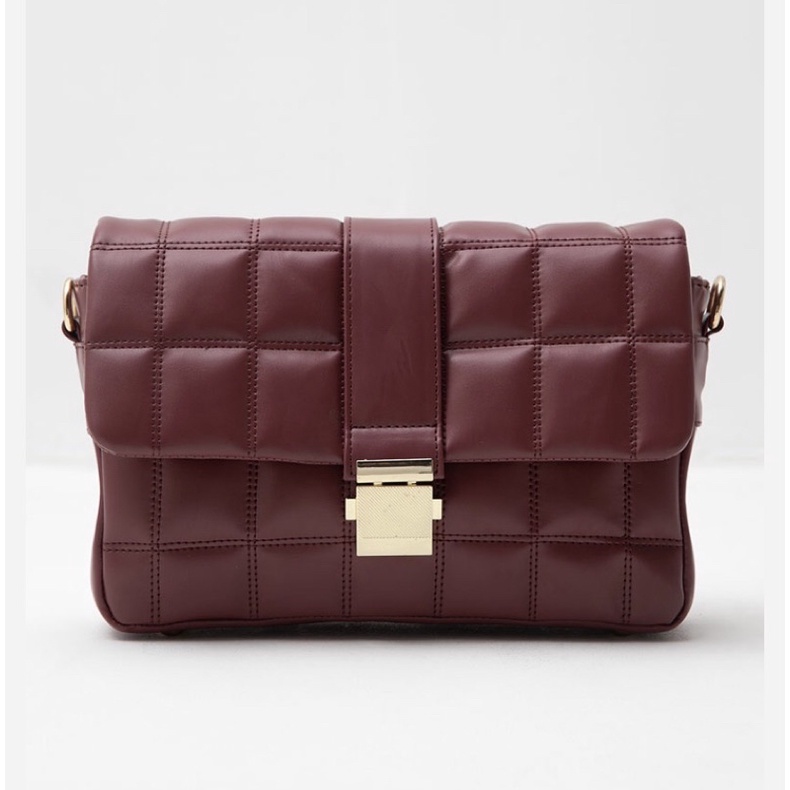 berrybenka sling bag