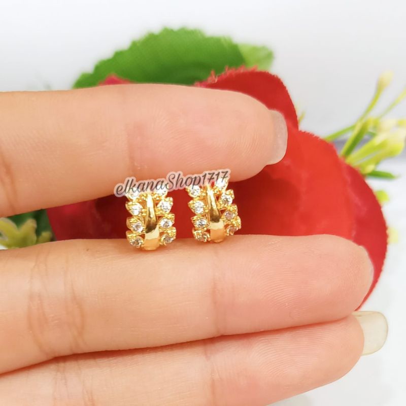 Anting Jepit anak variasi motif permata simple dan elegan Gold,tidak karat (COD)