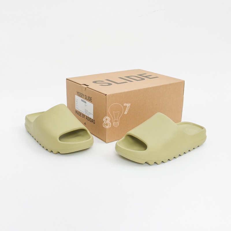 Yeezy Slides Resin