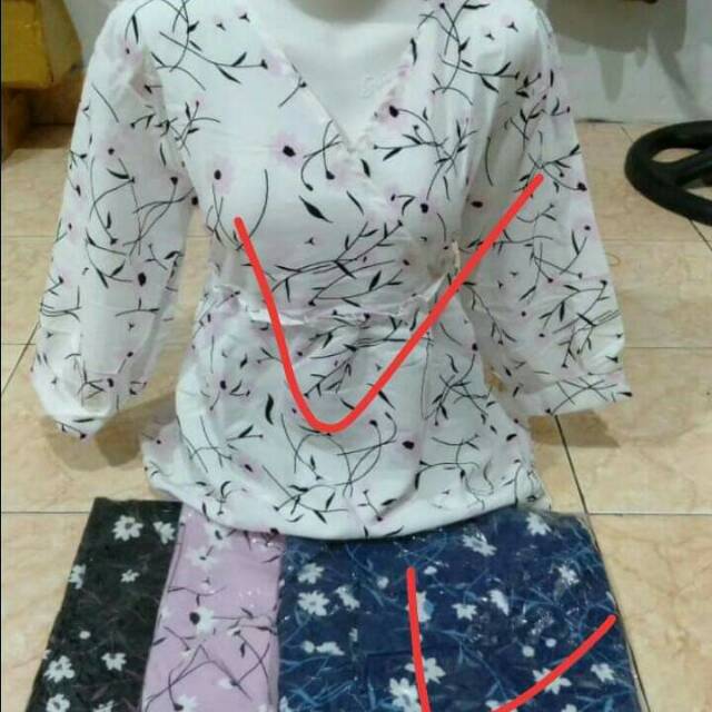 Bluse bunga