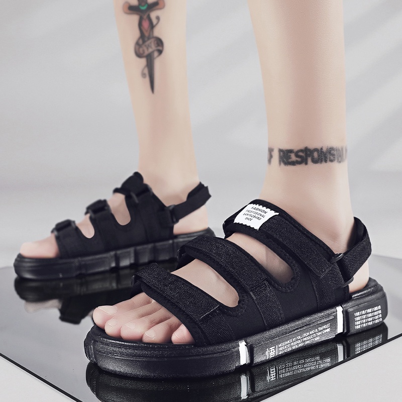 [100% Ori  &amp; COD]Sendal Pria - Tali Tumit Bisa Dilepas - Sandal Pria Sandal Gunung Pria Sendal Pria Casual Sendal Pria kekinian Sendal Gunung Sendal Gunung Pria Casual Sendal Furry Pria Sandal gunung import Sendal laki laki dewasa Size39~46