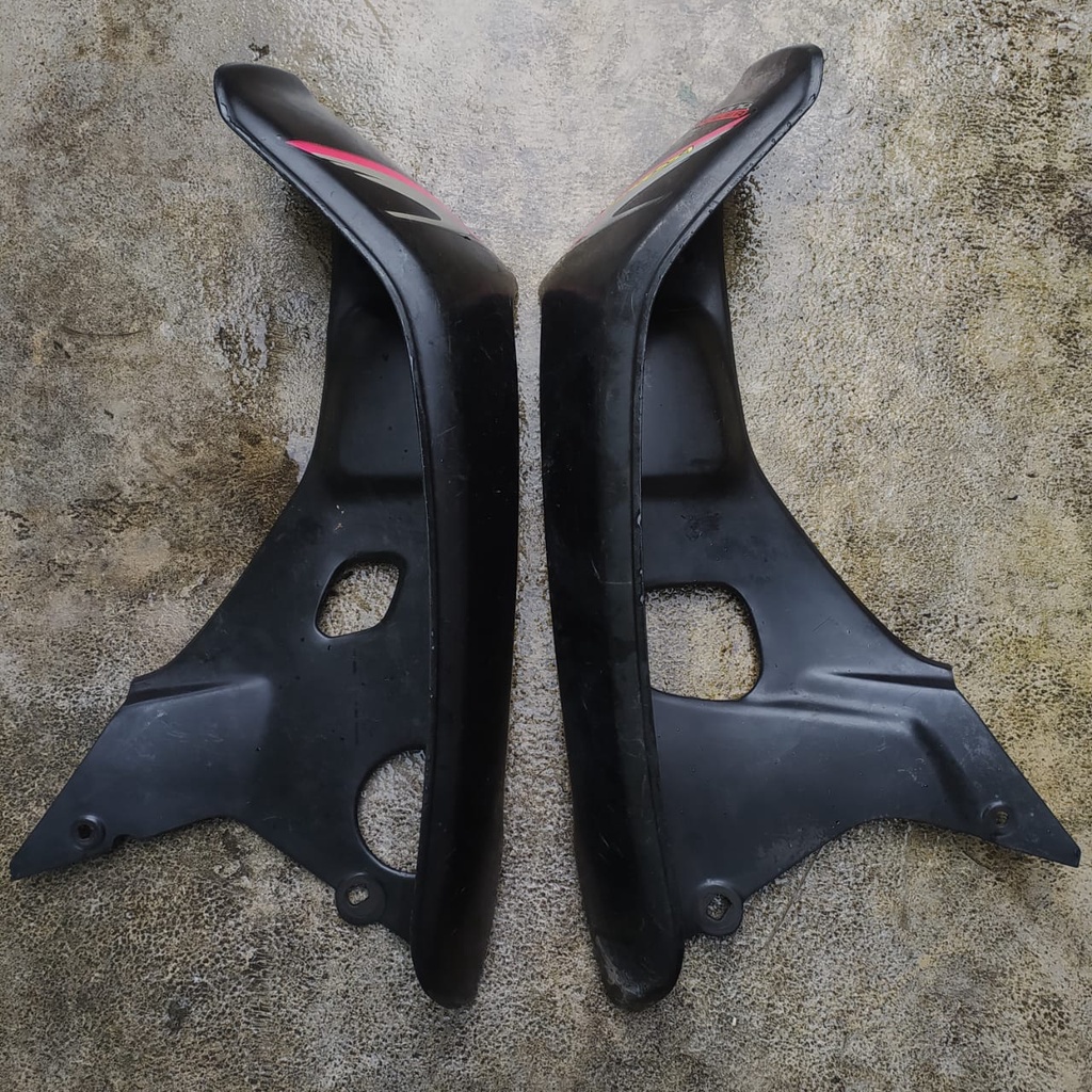 cover sayap dek tebeng kanan kiri honda astrea grand original copotan motor
