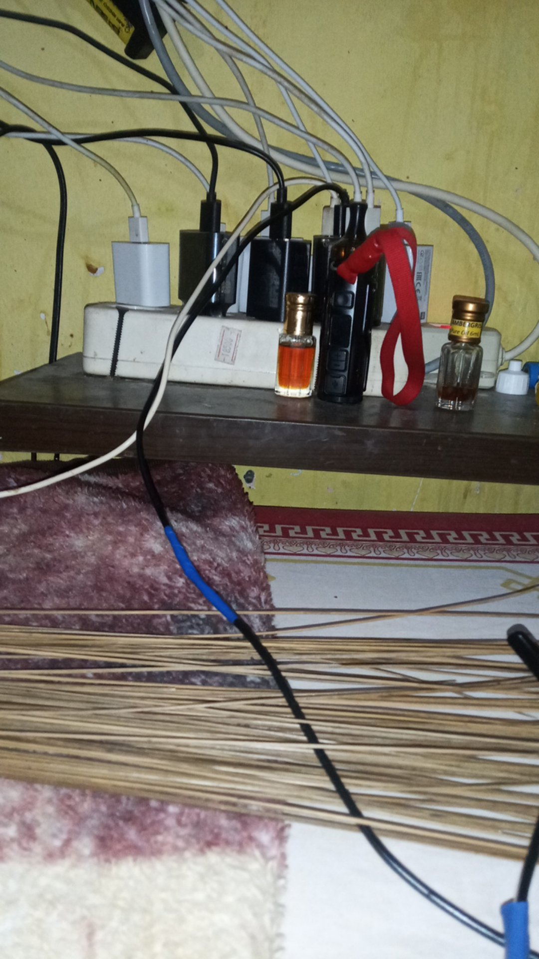 Paket Manja 6 Parfum Pengharum Ruangan Arab 250ml Oud Kiswah Minyak Spray 35ml Dan Buhur Kerucut