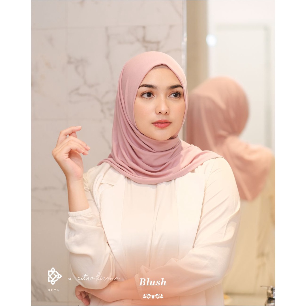 Kirana instant scarf by deyn scarf-Blush