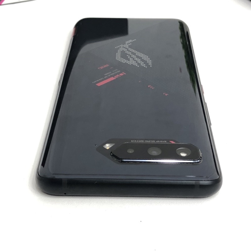 ASUS ROG PHONE 5S Resmi Tam