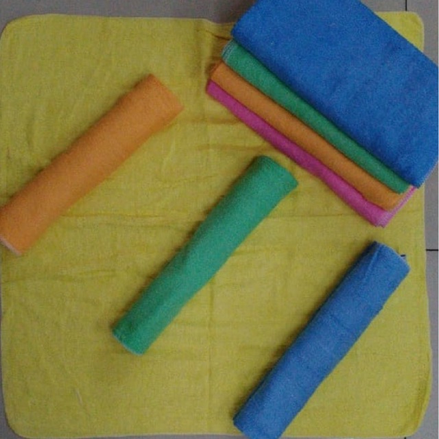 Handuk Sapu tangan oshibori polos 25x25 Super Serap