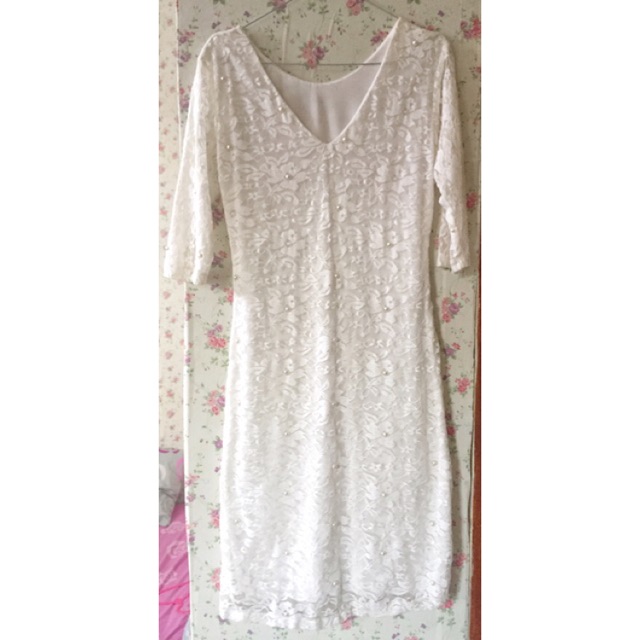 Preloved dress white