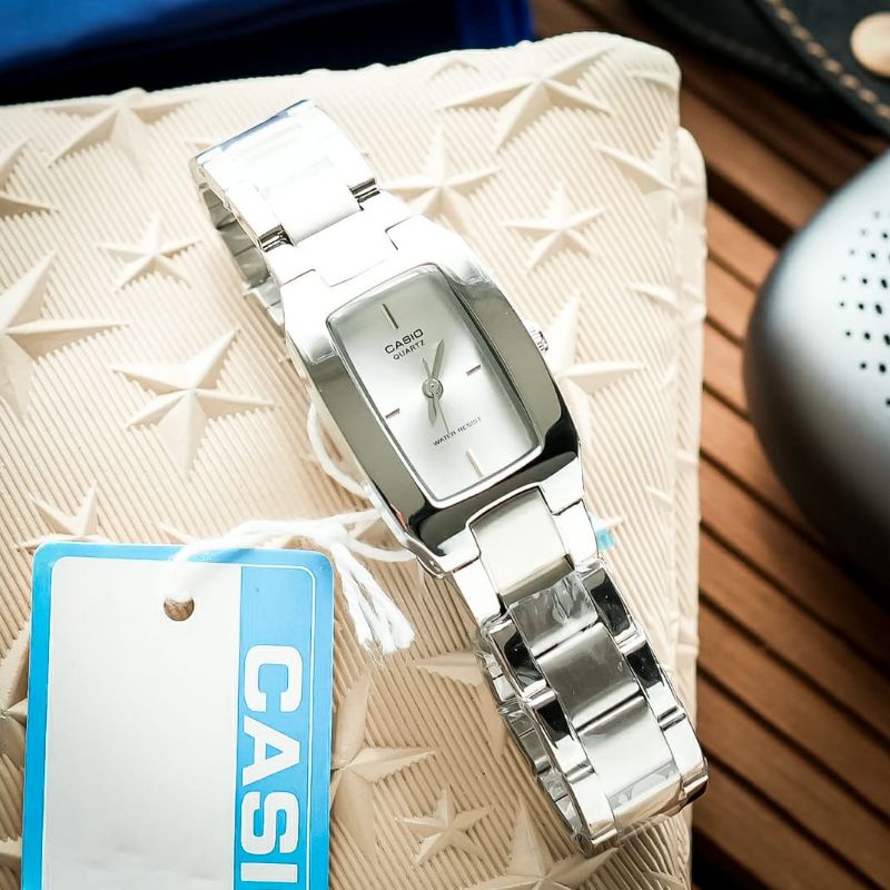 Jam Tangan Wanita Merk Casio Original Type 1125 Stainless Baterai